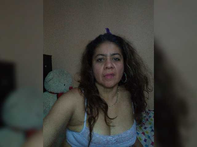 Live sex webcam photo for Monica-Brown #276877649