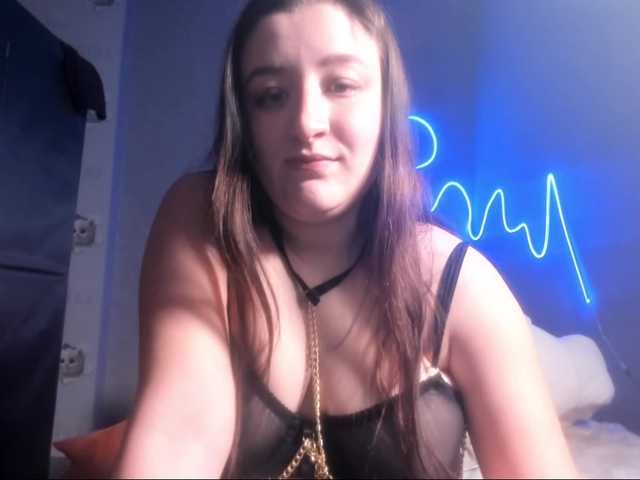 Live sex webcam photo for Monica-Cocs #290382985