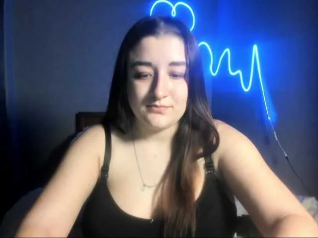 Live sex webcam photo for Monica-Cocs #290439398