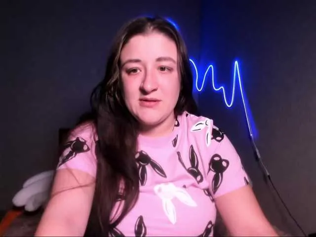 Live sex webcam photo for Monica-Cocs #290530047