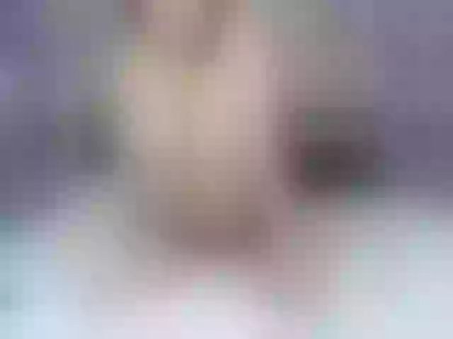 Live sex webcam photo for MonicaEdw #273494387