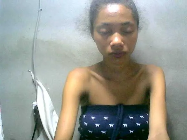 Live sex webcam photo for Monicaxa #290238272