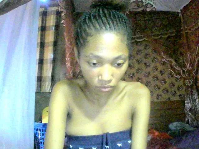 Live sex webcam photo for Monicaxa #290413103