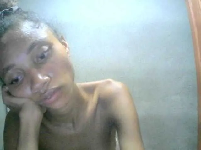Live sex webcam photo for Monicaxa #290454445
