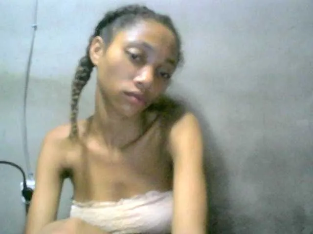Live sex webcam photo for Monicaxa #290578289