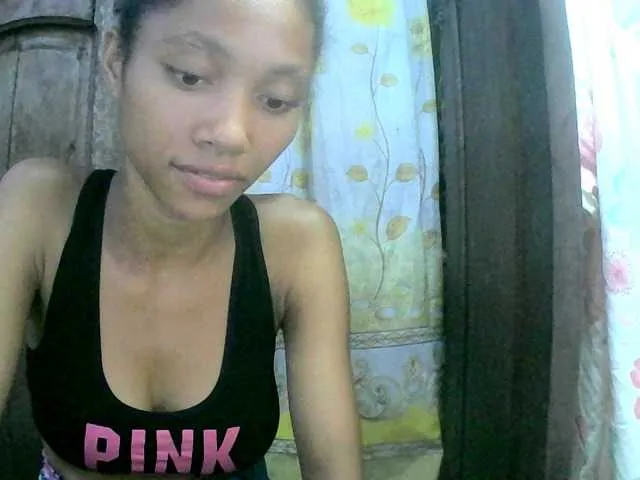 Live sex webcam photo for Monicaxa #290839725