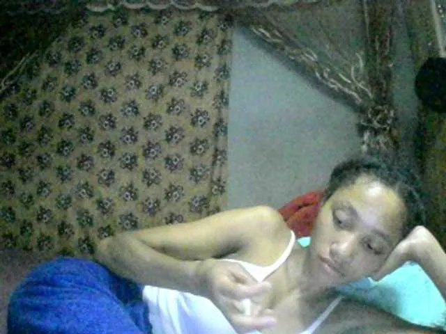 Live sex webcam photo for Monicaxa #291008893