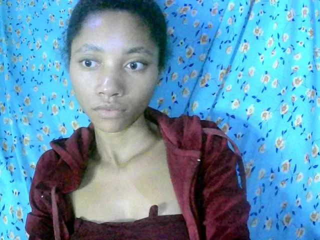Live sex webcam photo for Monicaxa #291409682