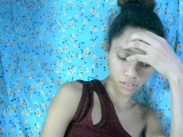 Live sex webcam photo for Monicaxa #291444440