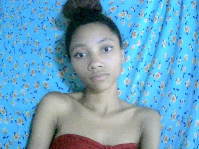 Live sex webcam photo for Monicaxa #291452974