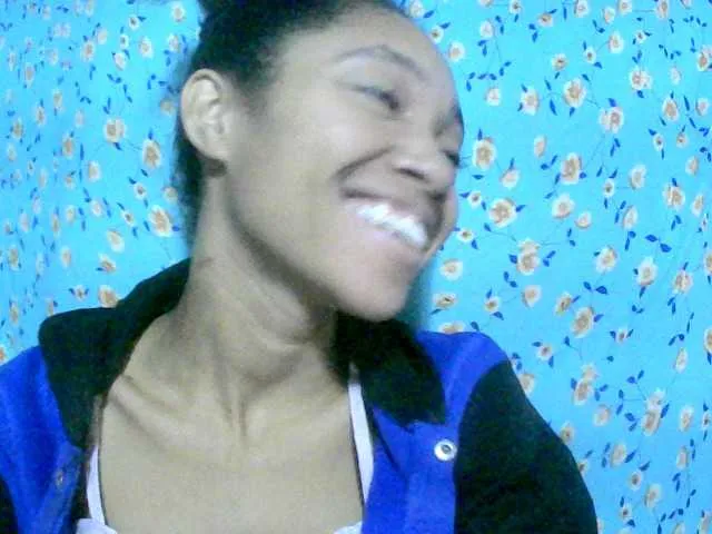 Live sex webcam photo for Monicaxa #291540218