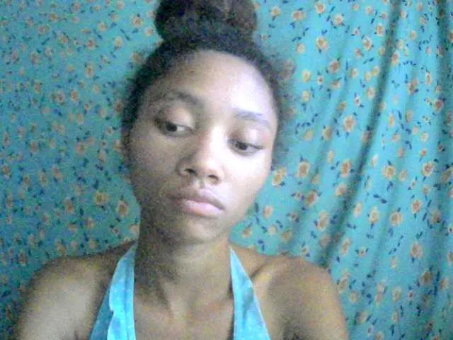 Live sex webcam photo for Monicaxa #291669279