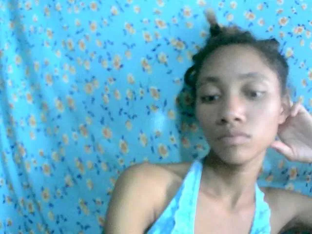 Live sex webcam photo for Monicaxa #291700327
