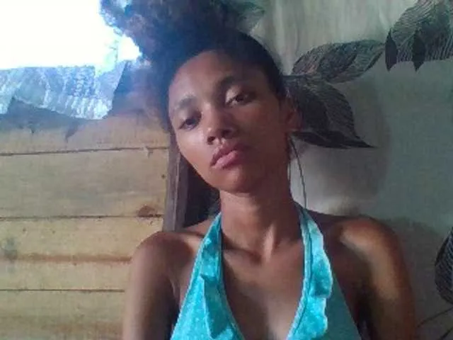 Live sex webcam photo for Monicaxa #292428884