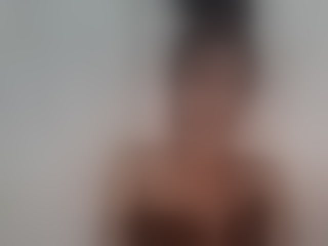 Live sex webcam photo for Monicaxa #294090617