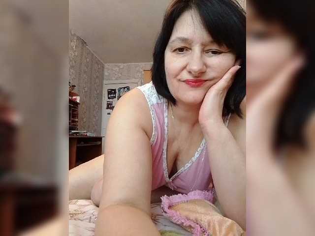 Live sex webcam photo for MoniikaSweet #277275796