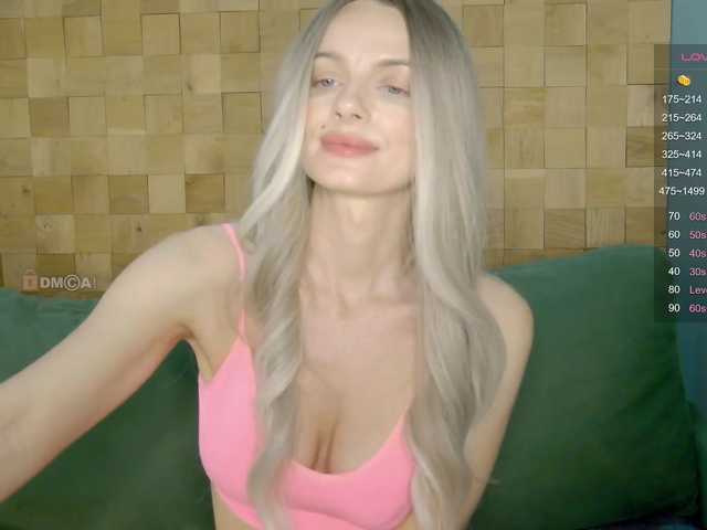 Live sex webcam photo for Monika-22 #276459335