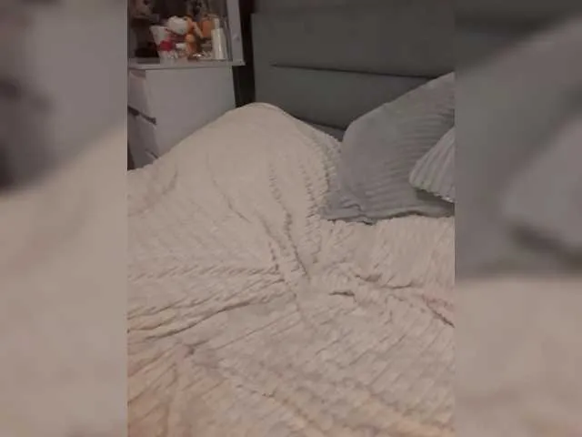 Live sex webcam photo for Monika-X #290390902