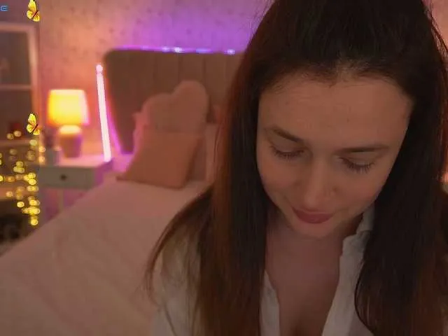 Live sex webcam photo for MonikaBelluci #290966856