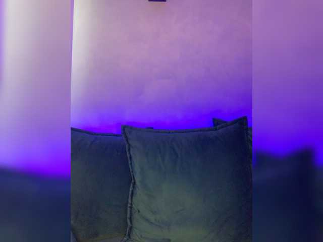 Live sex webcam photo for MonikaLevi #275596568