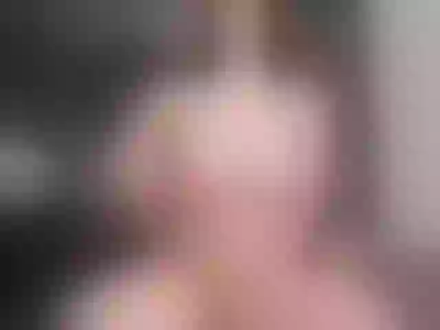Live sex webcam photo for Moniqque #290386816