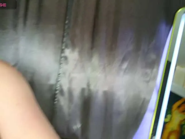 Live sex webcam photo for Moniqque #291089063