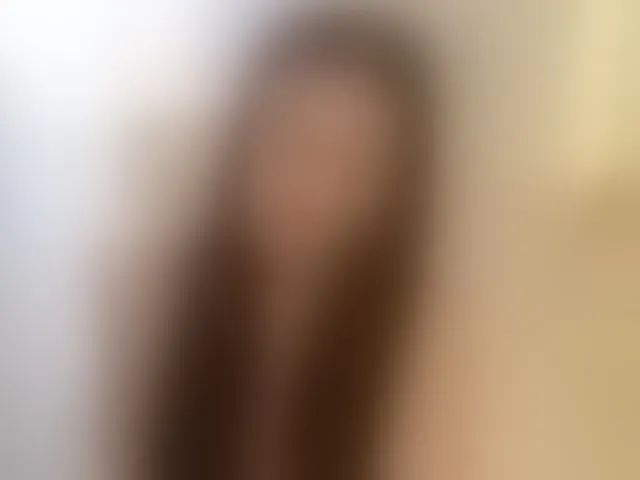 Live sex webcam photo for Moniqque #292589132