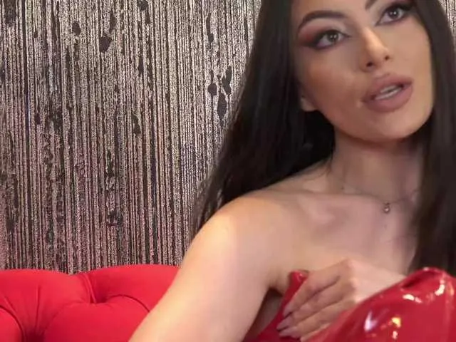 Live sex webcam photo for MoniqueMinx #290445324