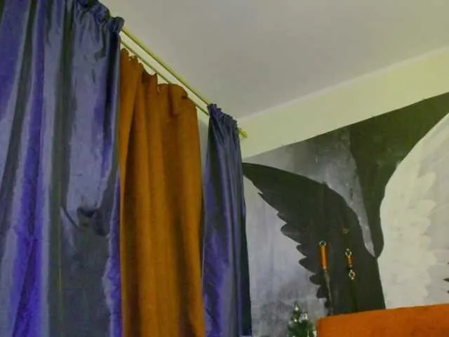 Live sex webcam photo for Monkey104 #276809928