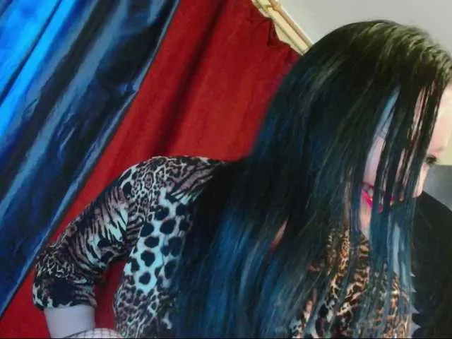 Live sex webcam photo for Monkey104 #277631816