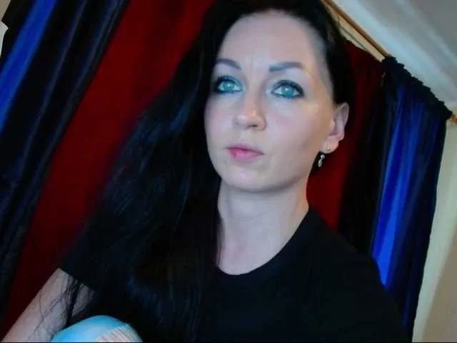 Live sex webcam photo for Monkey104 #288588338