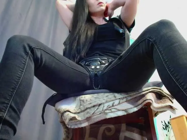 Live sex webcam photo for Monkey104 #290901716