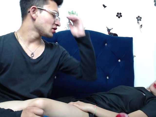 Live sex webcam photo for MonkeyAndCat #272185809