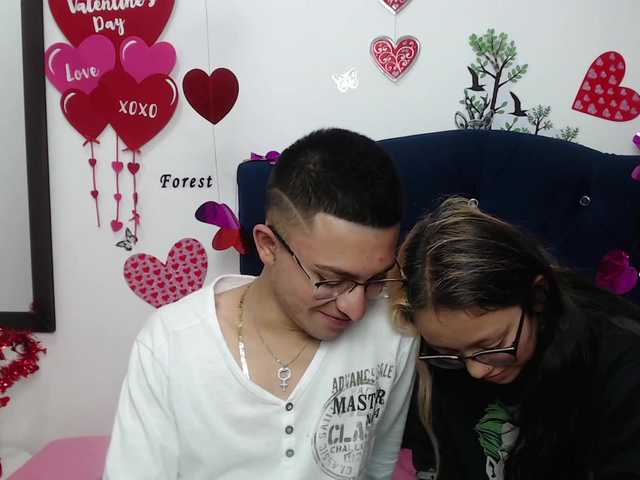 Live sex webcam photo for MonkeyAndCat #272339830