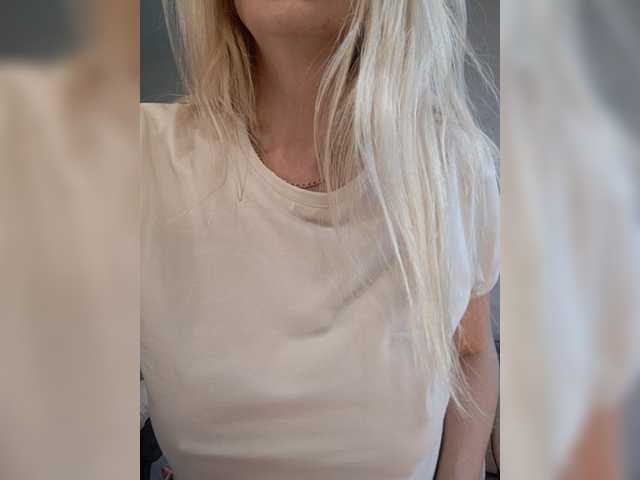 Live sex webcam photo for MonnaSky #277751395