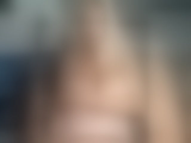 Live sex webcam photo for MonnaSky #294118319