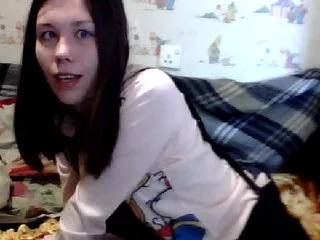 Live sex webcam photo for MoonXLight #180347419