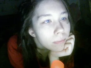Live sex webcam photo for MoonXLight #193769957
