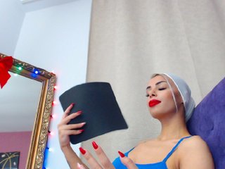 Live sex webcam photo for MoonaPrincess #201338539