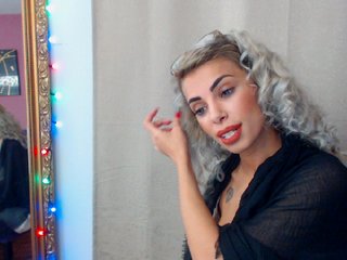 Live sex webcam photo for MoonaPrincess #202639368