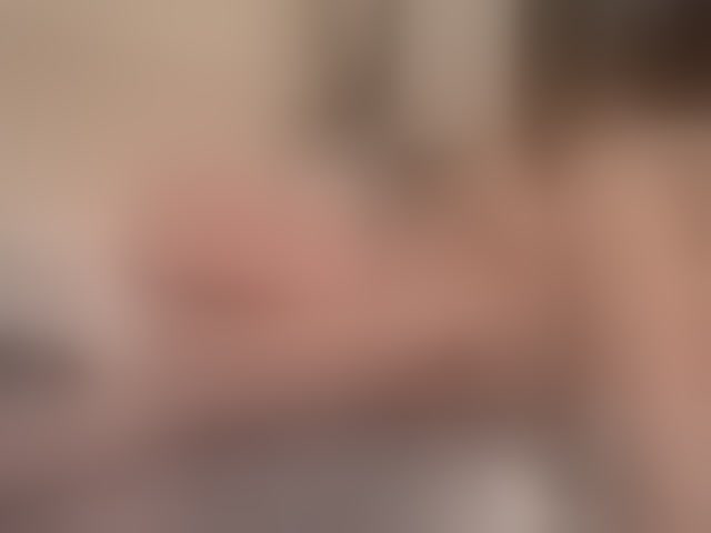 Live sex webcam photo for MoonieBlua #294029137