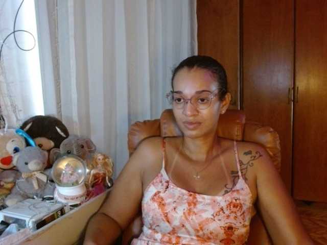 Live sex webcam photo for Moranguh #276355128