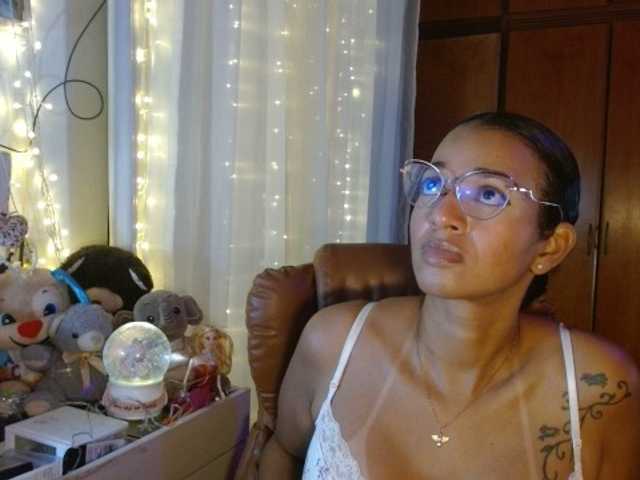 Live sex webcam photo for Moranguh #276374025