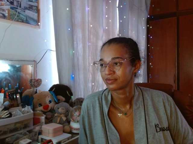 Live sex webcam photo for Moranguh #276949511