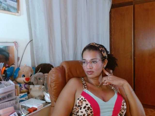 Live sex webcam photo for Moranguh #277073847