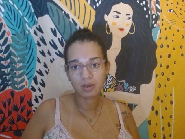 Live sex webcam photo for Moranguh #277659019