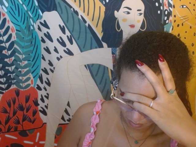 Live sex webcam photo for Moranguh #277691012