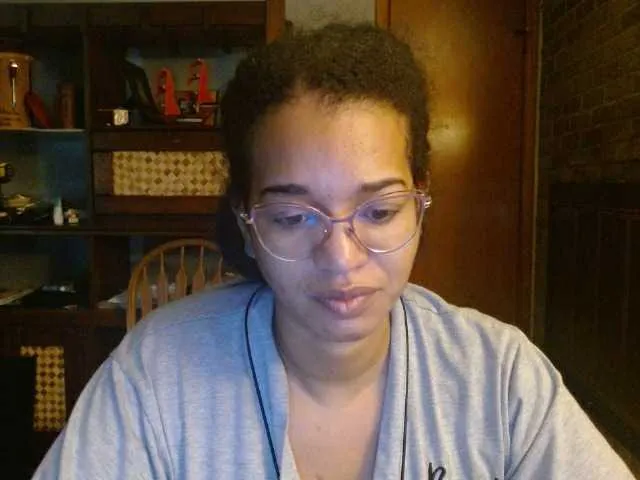 Live sex webcam photo for Moranguh #291285152