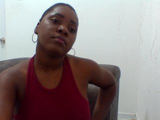 Live sex webcam photo for Morenitahotxx #223291382