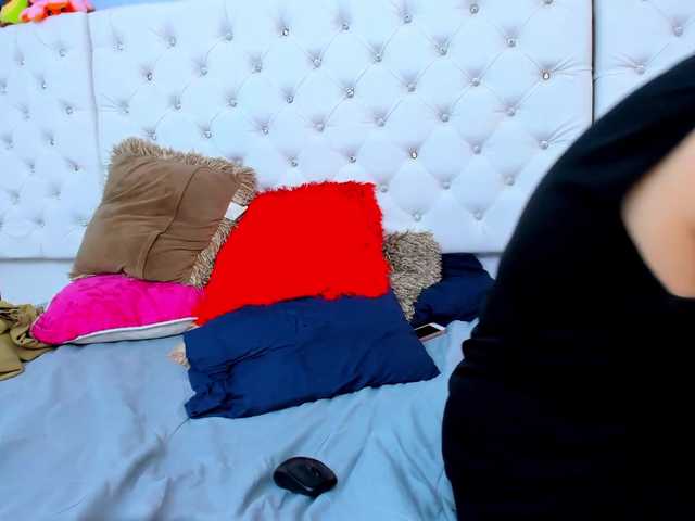 Live sex webcam photo for Morgan-noah77 #272756873